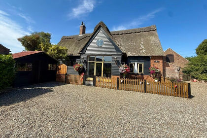 Barn Conversion for sale in Ormesby St. Margaret with Scratby