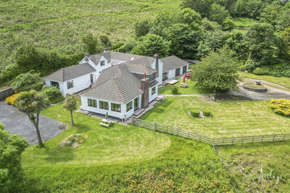 2.8 acres of Land for sale in Llangennith, Llanmadoc and Cheriton