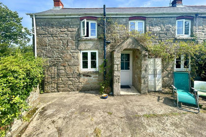 Cottage for sale in Sithney