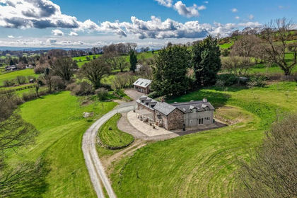 10.5 acres of Country Home for sale in Oswestry Rural
