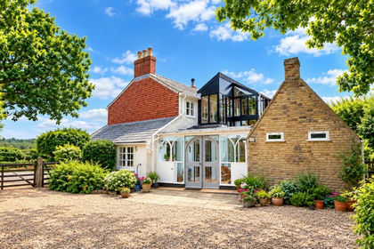 1 acre of Cottage for sale in Boldre