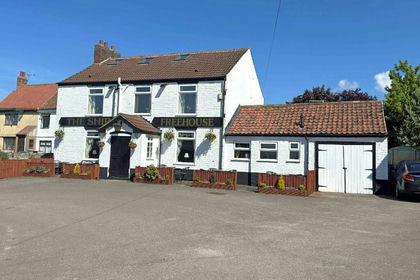 Pub for sale in Snaith and Cowick