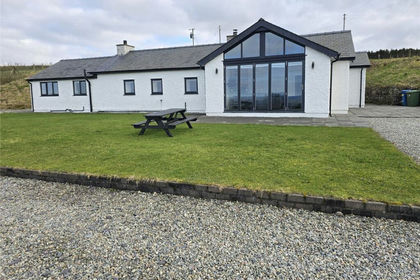 1 acre of Land for sale in Llanwnda