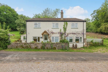 2.7 acres of Cottage for sale in Whitchurch