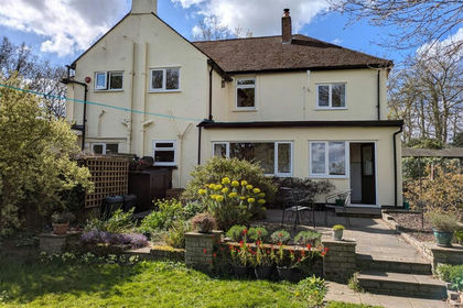 5.5 acres of House with Land for sale in Crockenhill