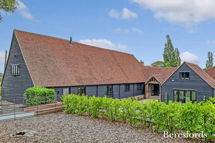 Barn Conversion for sale in Broxted