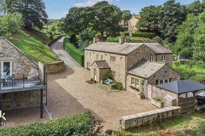 9 acres of House with Land for sale in Trawden Forest