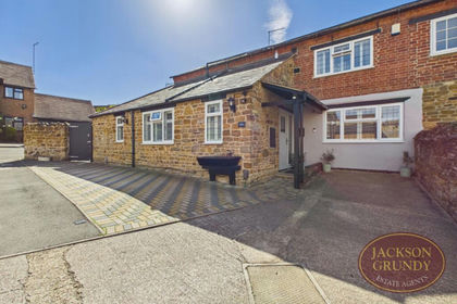 Barn Conversion for sale in Kingsthorpe