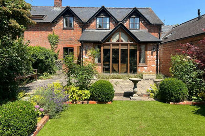 Barn Conversion for sale in Brixton Deverill