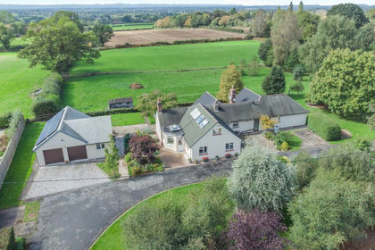 4 acres of House with Land for sale in Kelsall