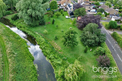 1 acre of House with Land for sale in Deeping St James