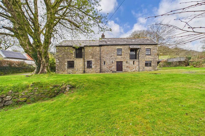 4.3 acres of Farmhouse for sale in St. Cleer