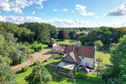 6.4 acres of Farmhouse for sale in Shelton and Hardwick