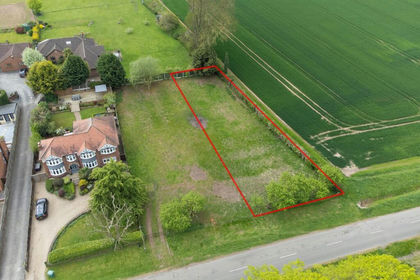 Building Plot for sale in Lowdham