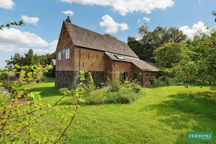 Barn Conversion for sale in Awre