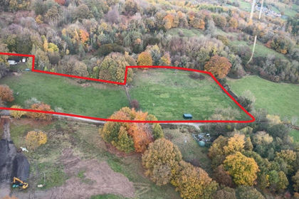 3.8 acres of Equestrian property for sale in Ashover
