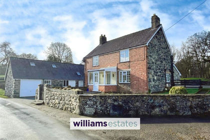 3.4 acres of Land for sale in Llandderfel