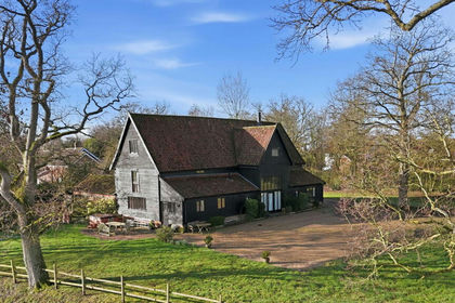 Land for sale in Thorndon