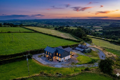 8 acres of House with Land for sale in Llanllawddog