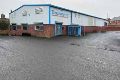 Warehouse for sale in Rochdale
