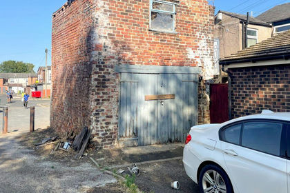 Warehouse for sale in Bury South