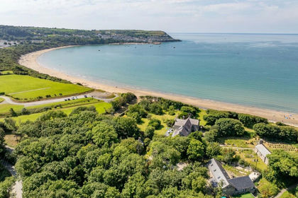 3.8 acres of Land for sale in Llanllwchaiarn