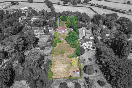1.8 acres of House with Land for sale in Tanworth-in-Arden