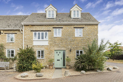 Barn Conversion for sale in Begbroke