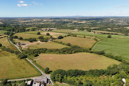 6.5 acres of Smallholding for sale in Kilgetty