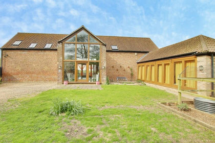 Barn Conversion for sale in Wisbech St. Mary
