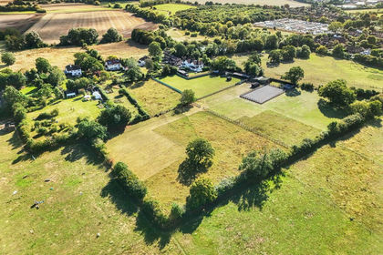 6.5 acres of Land for sale in Cookham