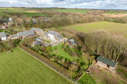 Land for sale in Sutcombe