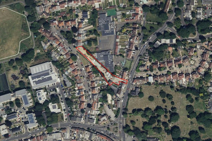 Warehouse for sale in Brentford and Isleworth