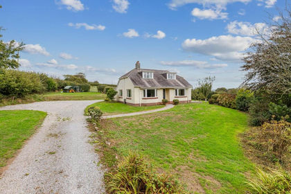 2 acres of House with Land for sale in West Alvington