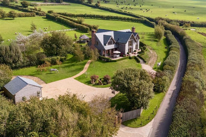 3.1 acres of House with Land for sale in Stoke Wake