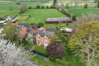 3 acres of Country Home for sale in Billingborough