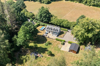 1.2 acres of House with Land for sale in Bramshott and Liphook