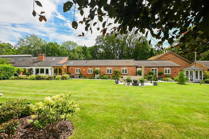 Barn Conversion for sale in Hoar Cross