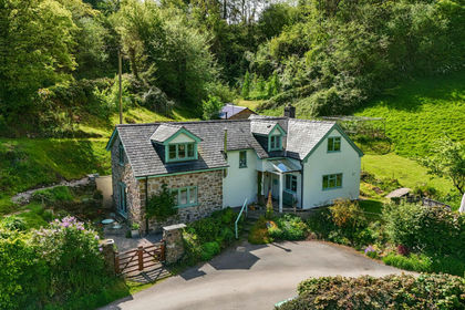 4 acres of Cottage for sale in Oswestry Rural