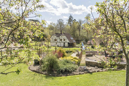 6 acres of Land for sale in Frant