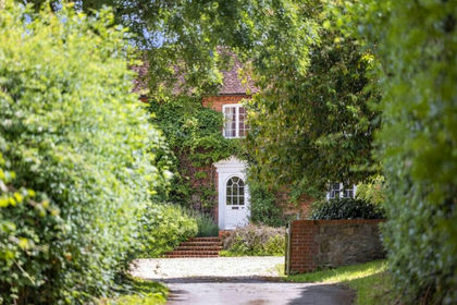 12 acres of Farmhouse for sale in Thursley