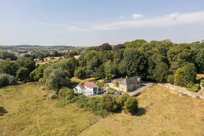 1 acre of Cottage for sale in Malton