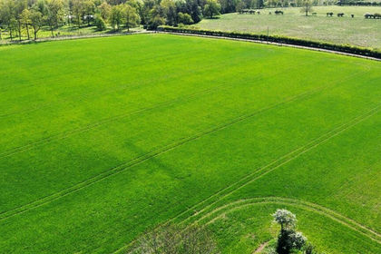 20.8 acres of Farmland for sale in Colsterworth