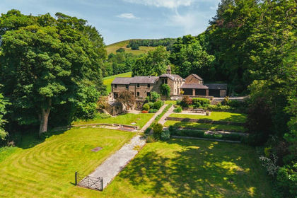 1.7 acres of House with Land for sale in Hope