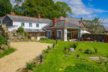 12 acres of Country Home for sale in Ermington