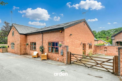 Barn Conversion for sale in Alvechurch