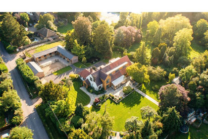 1.9 acres of Land for sale in West Horndon