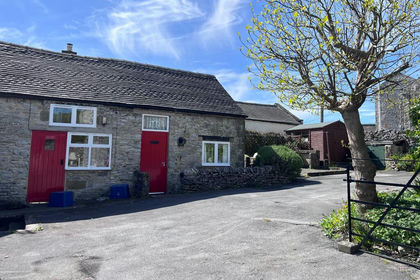 Cottage for sale in Youlgreave