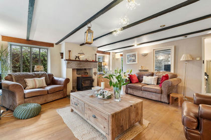 1 acre of Barn Conversion for sale in St. Kew