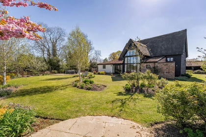 Barn Conversion for sale in Wortwell